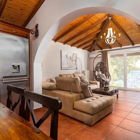 Nicolas House Dom wakacyjny