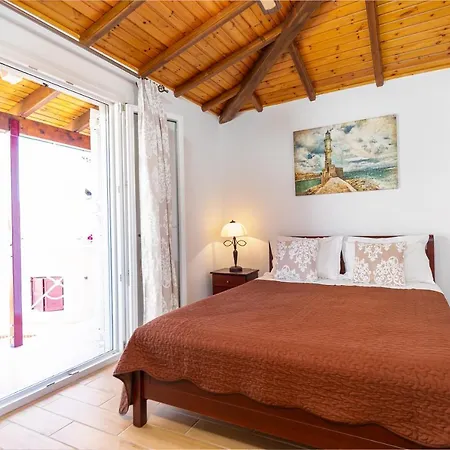 Holiday home Nicolas House