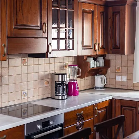 Nicolas House * Gouvia