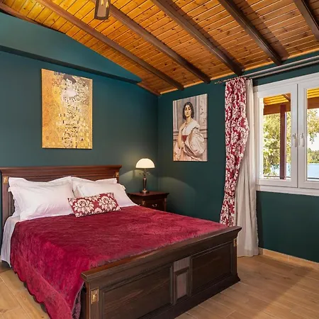 Nicolas House * Gouvia