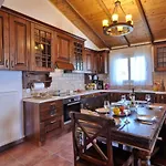 Nicolas House 펜션