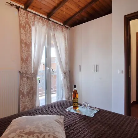 Nicolas House